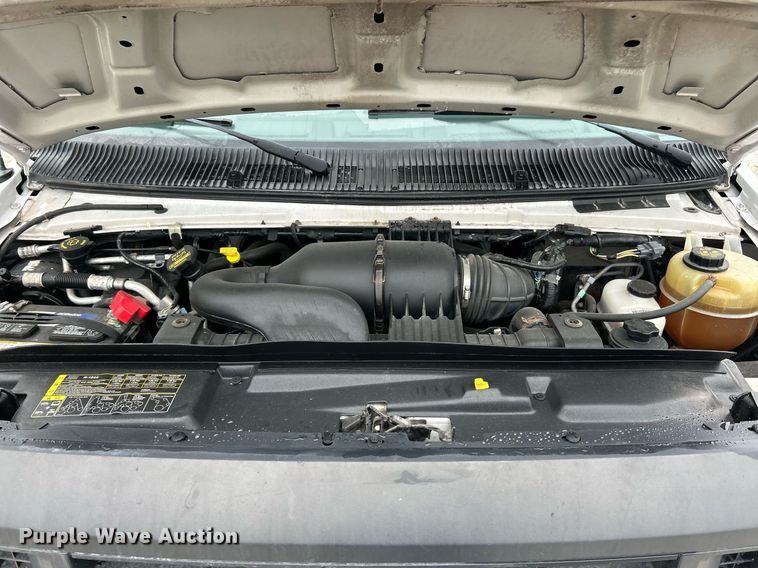 image for item EK3347 2014 Ford E350 Super Duty box van