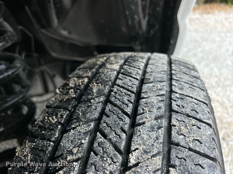 image for item EK3347 2014 Ford E350 Super Duty box van