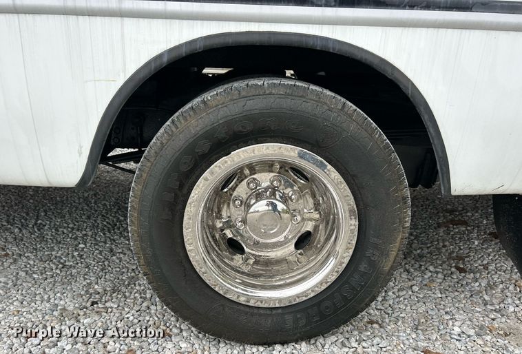 image for item EK3347 2014 Ford E350 Super Duty box van