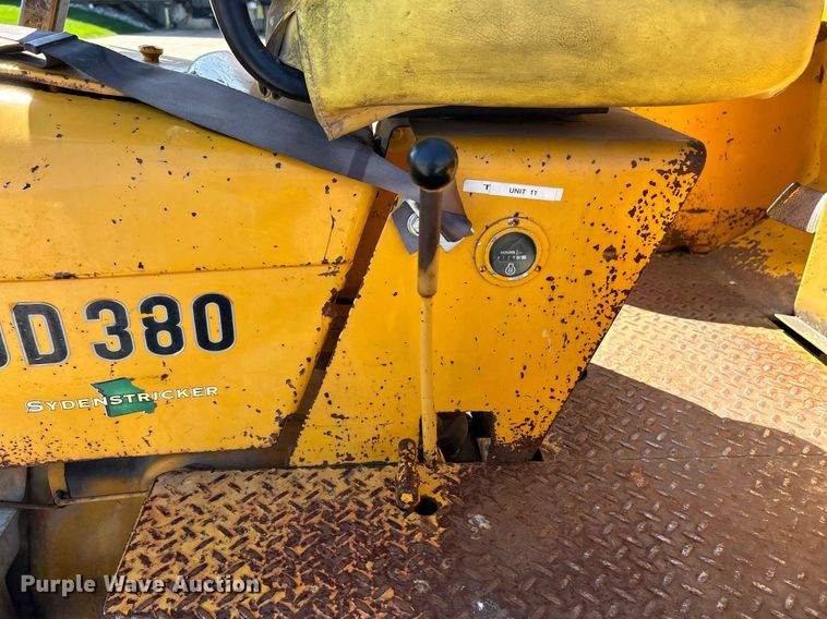 image for item EK3370 1972 John Deere 380 forklift