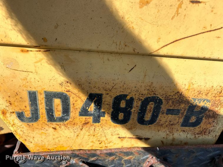 image for item EK3372 1979 John Deere 480-B forklift