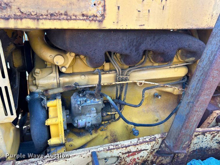 image for item EK3372 1979 John Deere 480-B forklift