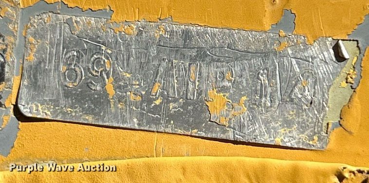 image for item EK3373 Clark forklift