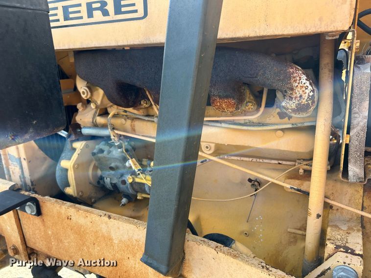 image for item EK3374 John Deere 480-BD forklift