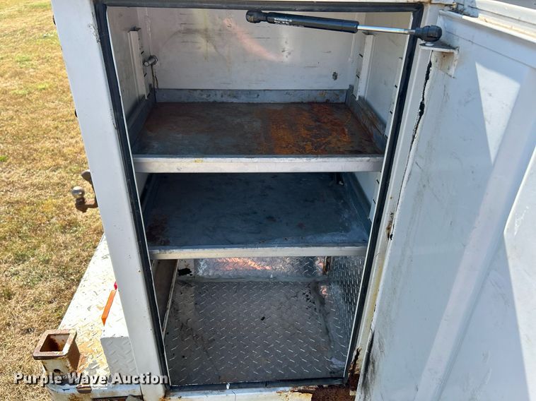 image for item EK3382 2006 GMC Sierra 3500 Ext. Cab utility bed pickup truck