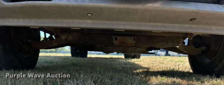 image for item EK3382 2006 GMC Sierra 3500 Ext. Cab utility bed pickup truck