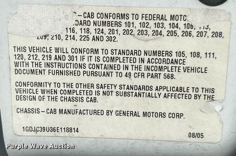 image for item EK3382 2006 GMC Sierra 3500 Ext. Cab utility bed pickup truck