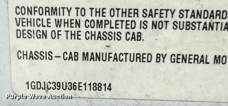 image for item EK3382 2006 GMC Sierra 3500 Ext. Cab utility bed pickup truck