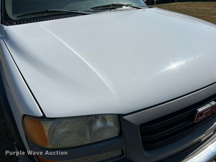 image for item EK3383 2006 GMC Sierra 3500 Ext. Cab utility bed pickup truck