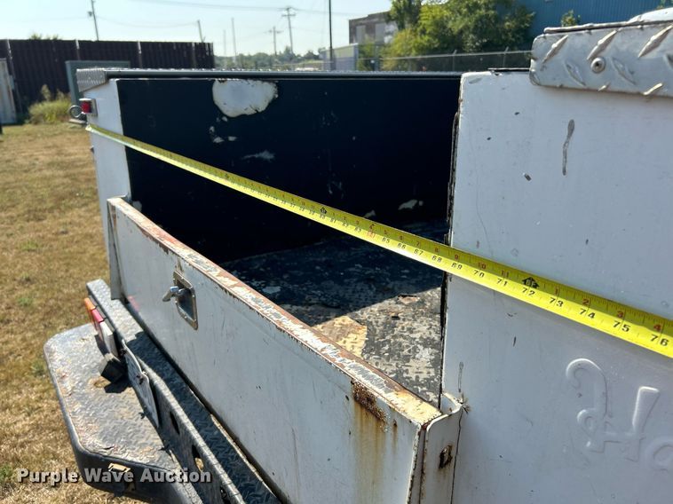 image for item EK3383 2006 GMC Sierra 3500 Ext. Cab utility bed pickup truck