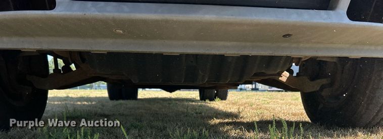 image for item EK3383 2006 GMC Sierra 3500 Ext. Cab utility bed pickup truck