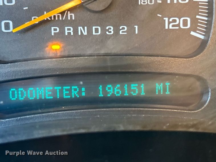 image for item EK3383 2006 GMC Sierra 3500 Ext. Cab utility bed pickup truck