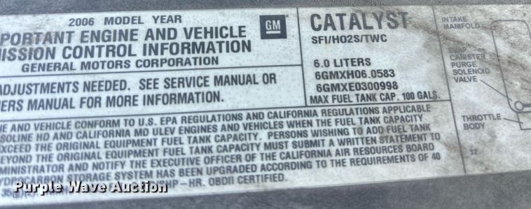 image for item EK3383 2006 GMC Sierra 3500 Ext. Cab utility bed pickup truck