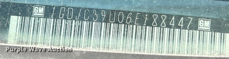 image for item EK3383 2006 GMC Sierra 3500 Ext. Cab utility bed pickup truck