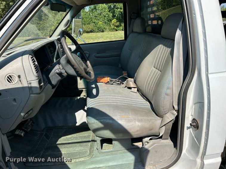 image for item EK3384 2000 Chevrolet  C3500HD dump bed pickup truck