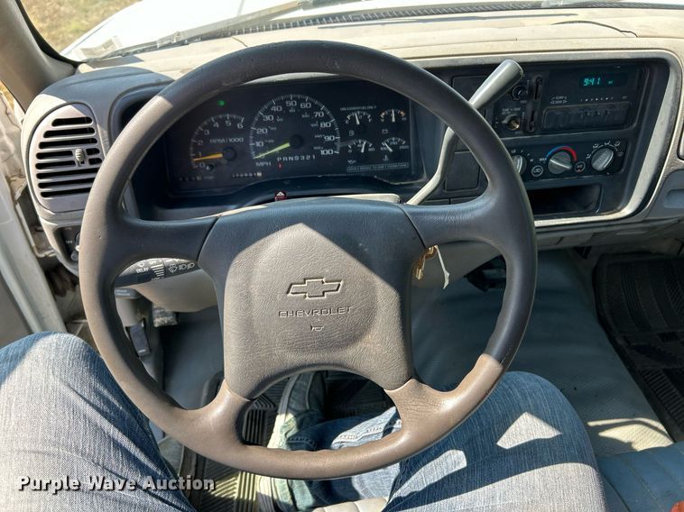 image for item EK3384 2000 Chevrolet  C3500HD dump bed pickup truck