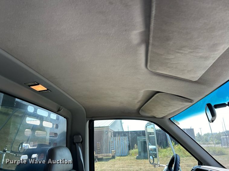 image for item EK3384 2000 Chevrolet  C3500HD dump bed pickup truck