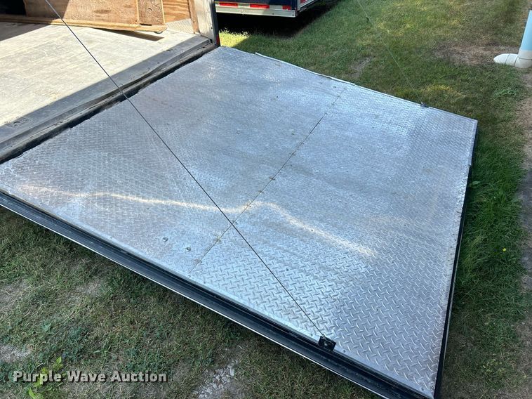 image for item EK3385 2018 Pace CV8528REA enclosed cargo trailer