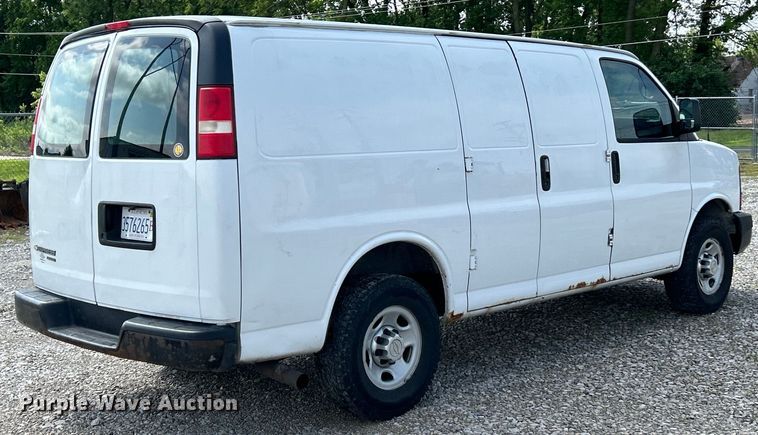 image for item EK4604 2013 Chevrolet Express 2500 van