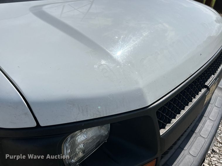 image for item EK4604 2013 Chevrolet Express 2500 van