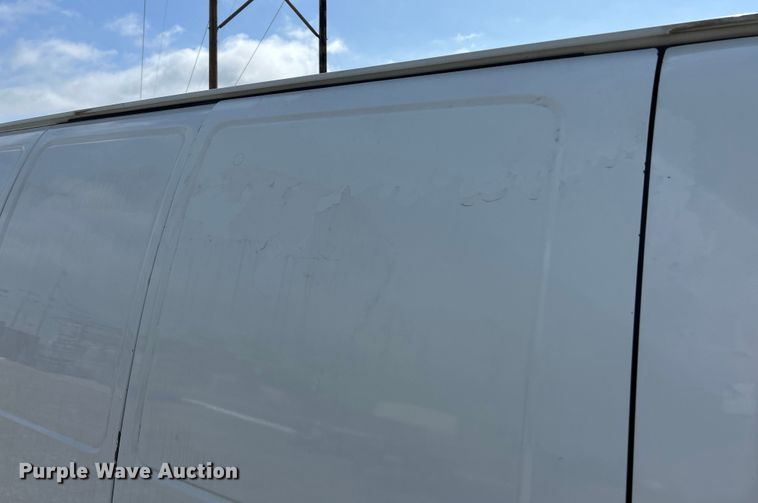 image for item EK4604 2013 Chevrolet Express 2500 van