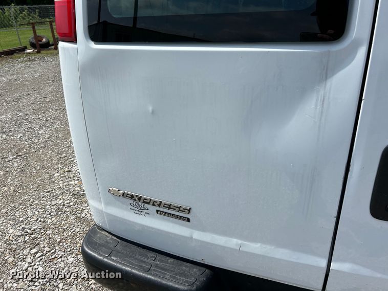 image for item EK4604 2013 Chevrolet Express 2500 van