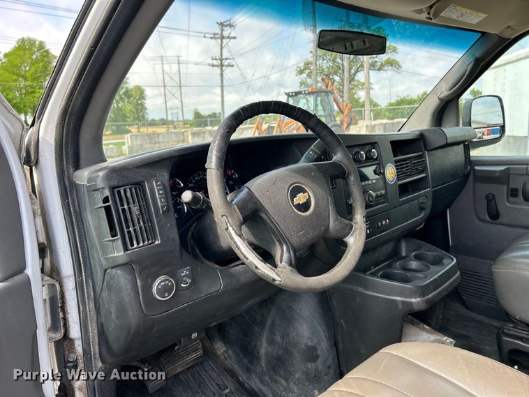 image for item EK4604 2013 Chevrolet Express 2500 van