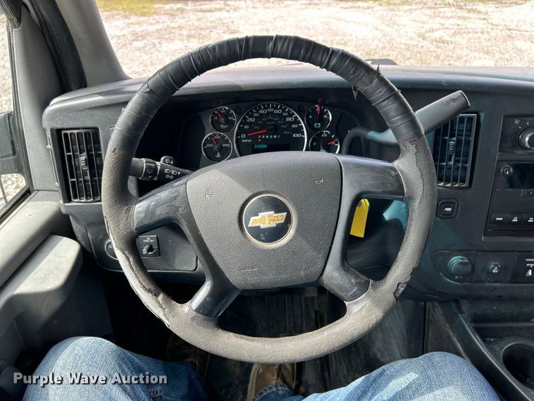 image for item EK4604 2013 Chevrolet Express 2500 van