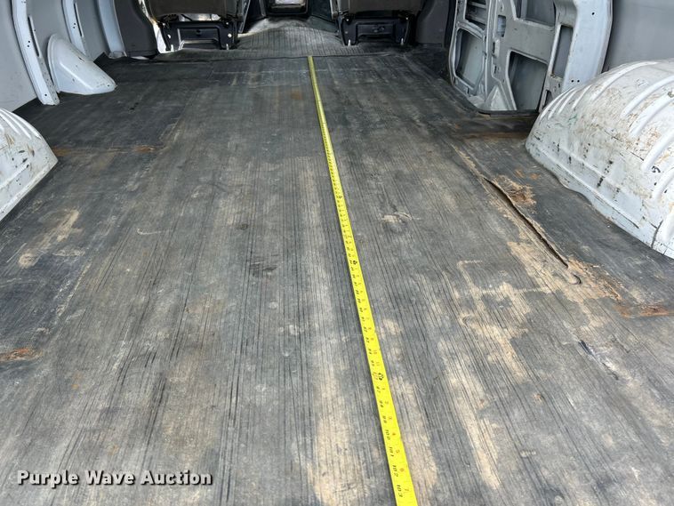 image for item EK4604 2013 Chevrolet Express 2500 van