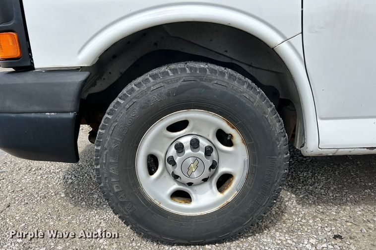 image for item EK4604 2013 Chevrolet Express 2500 van