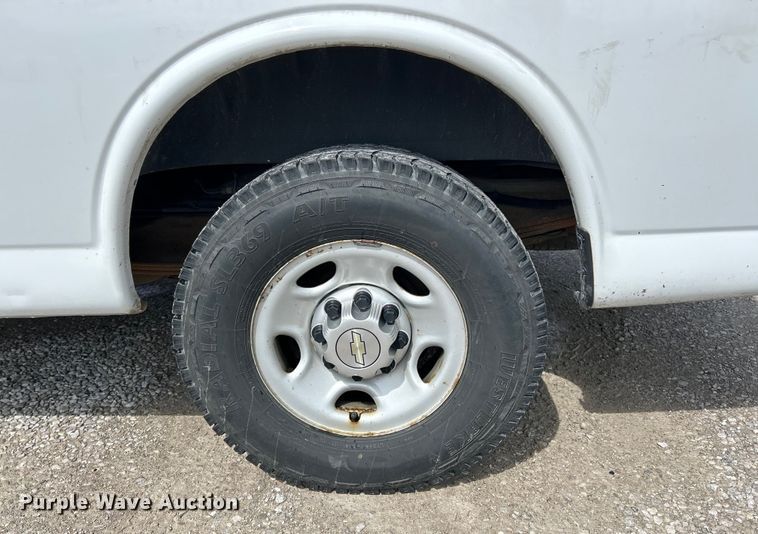 image for item EK4604 2013 Chevrolet Express 2500 van