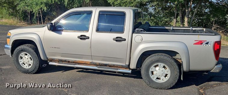 image for item EL5492 2004 Chevrolet Colorado Z71 Crew Cab pickup truck