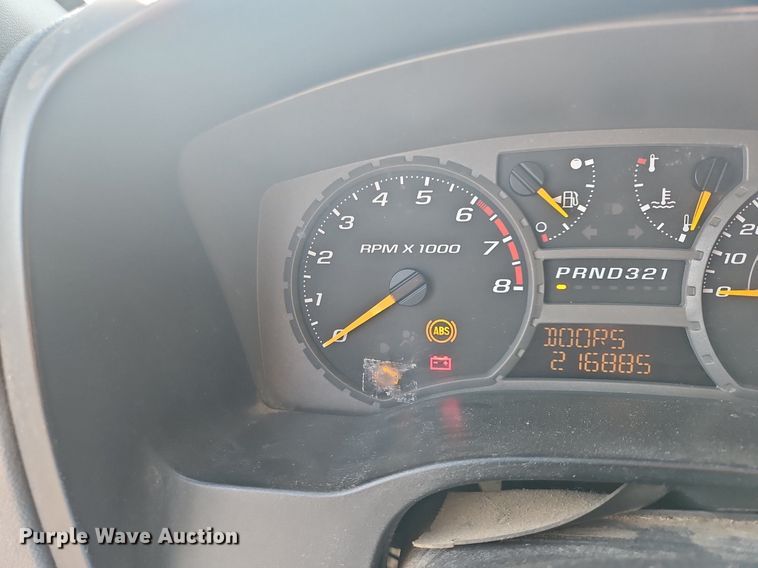 image for item EL5492 2004 Chevrolet Colorado Z71 Crew Cab pickup truck