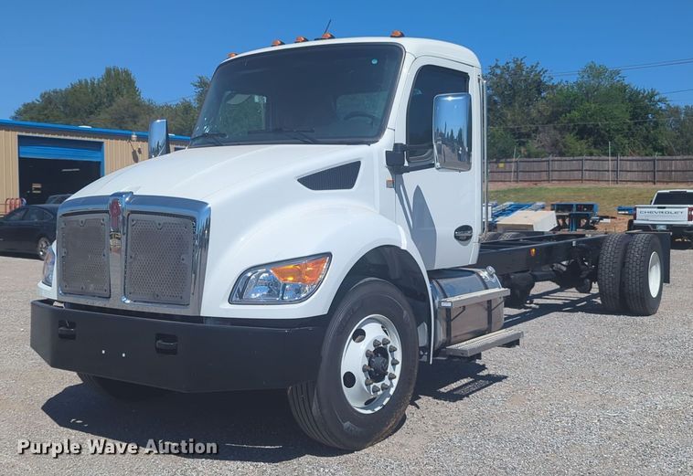 image for item EQ2023 2024 Kenworth T280 truck cab and chassis