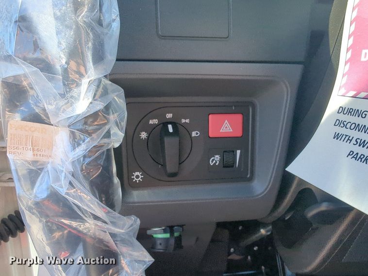 image for item EQ2023 2024 Kenworth T280 truck cab and chassis