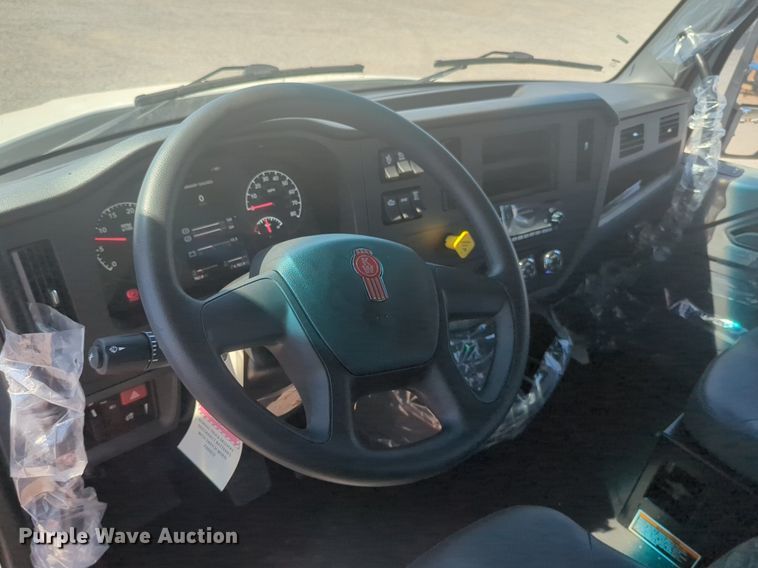 image for item EQ2023 2024 Kenworth T280 truck cab and chassis