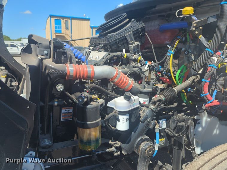 image for item EQ2023 2024 Kenworth T280 truck cab and chassis