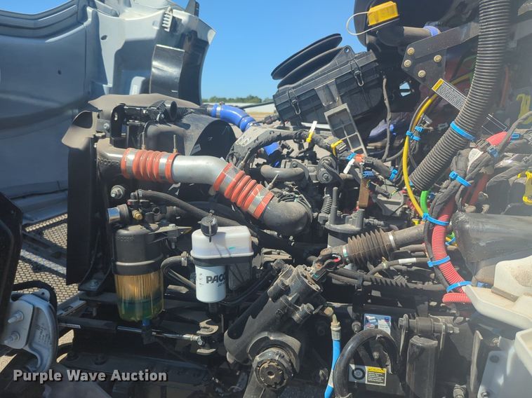 image for item EQ2023 2024 Kenworth T280 truck cab and chassis