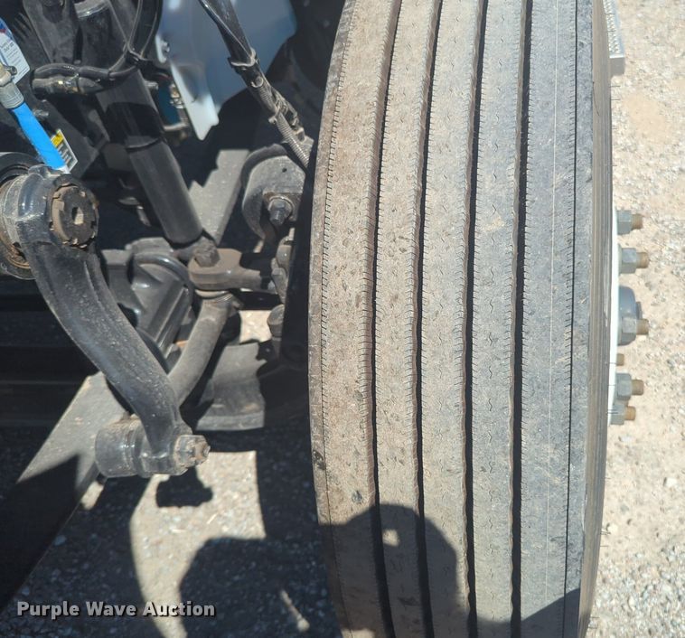 image for item EQ2023 2024 Kenworth T280 truck cab and chassis