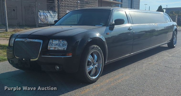 image for item EQ2033 2007 Chrysler 300 Touring  limousine