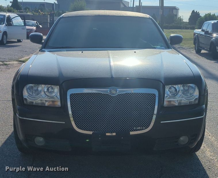 image for item EQ2033 2007 Chrysler 300 Touring  limousine