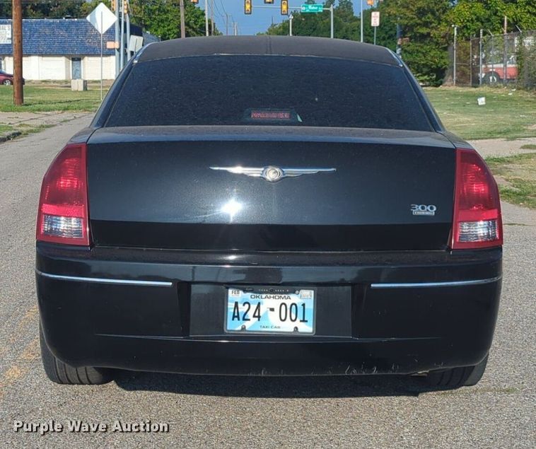 image for item EQ2033 2007 Chrysler 300 Touring  limousine