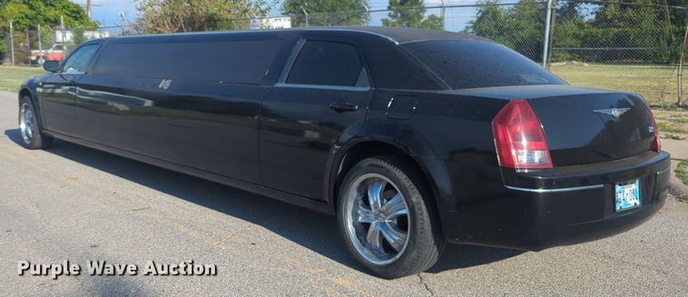 image for item EQ2033 2007 Chrysler 300 Touring  limousine