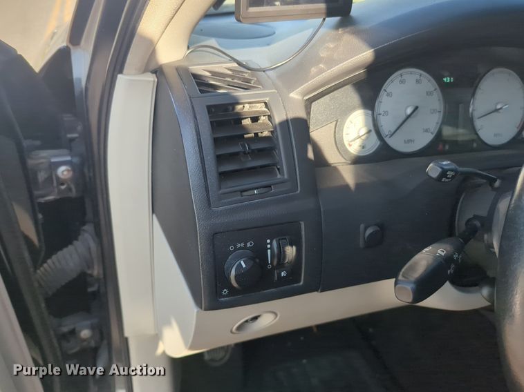 image for item EQ2033 2007 Chrysler 300 Touring  limousine