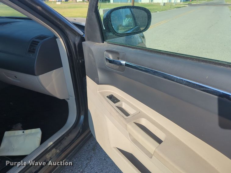 image for item EQ2033 2007 Chrysler 300 Touring  limousine