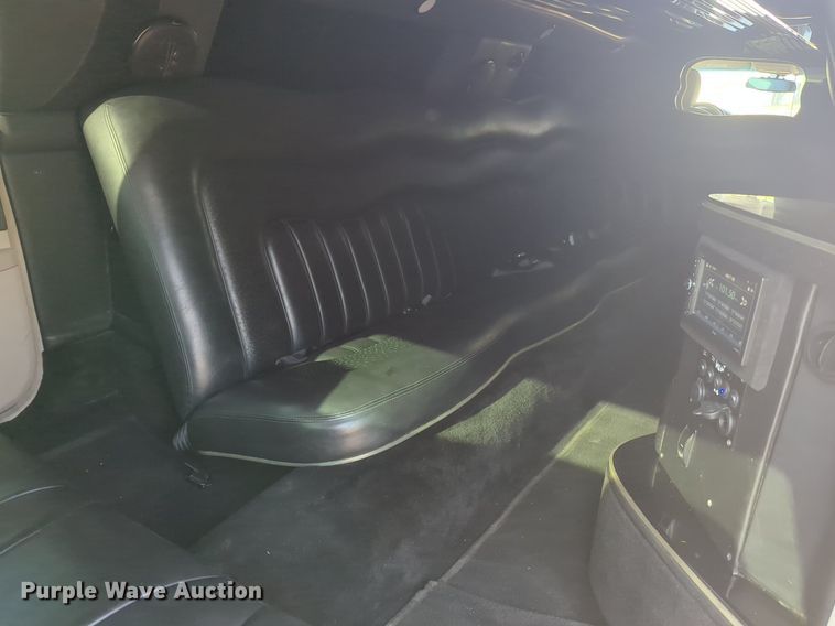 image for item EQ2033 2007 Chrysler 300 Touring  limousine