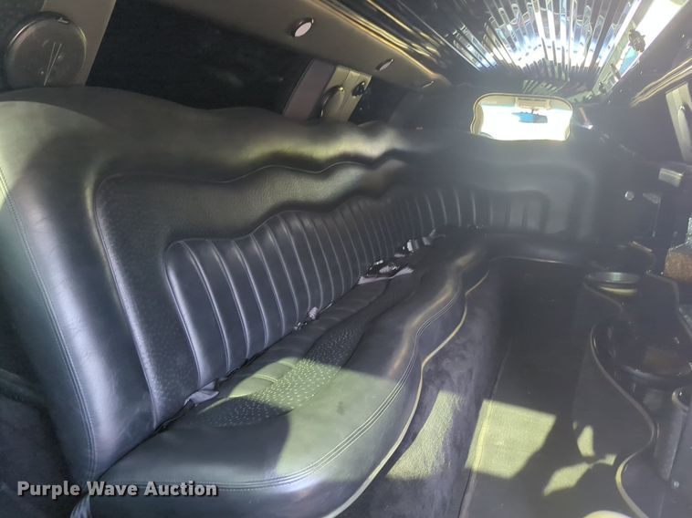 image for item EQ2033 2007 Chrysler 300 Touring  limousine