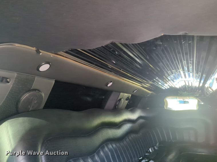 image for item EQ2033 2007 Chrysler 300 Touring  limousine