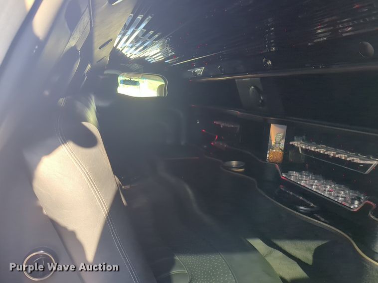 image for item EQ2033 2007 Chrysler 300 Touring  limousine