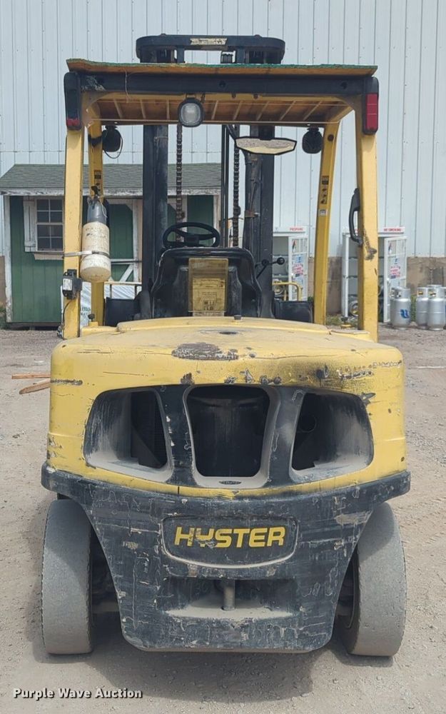 image for item EQ2085 Hyster H80FT forklift